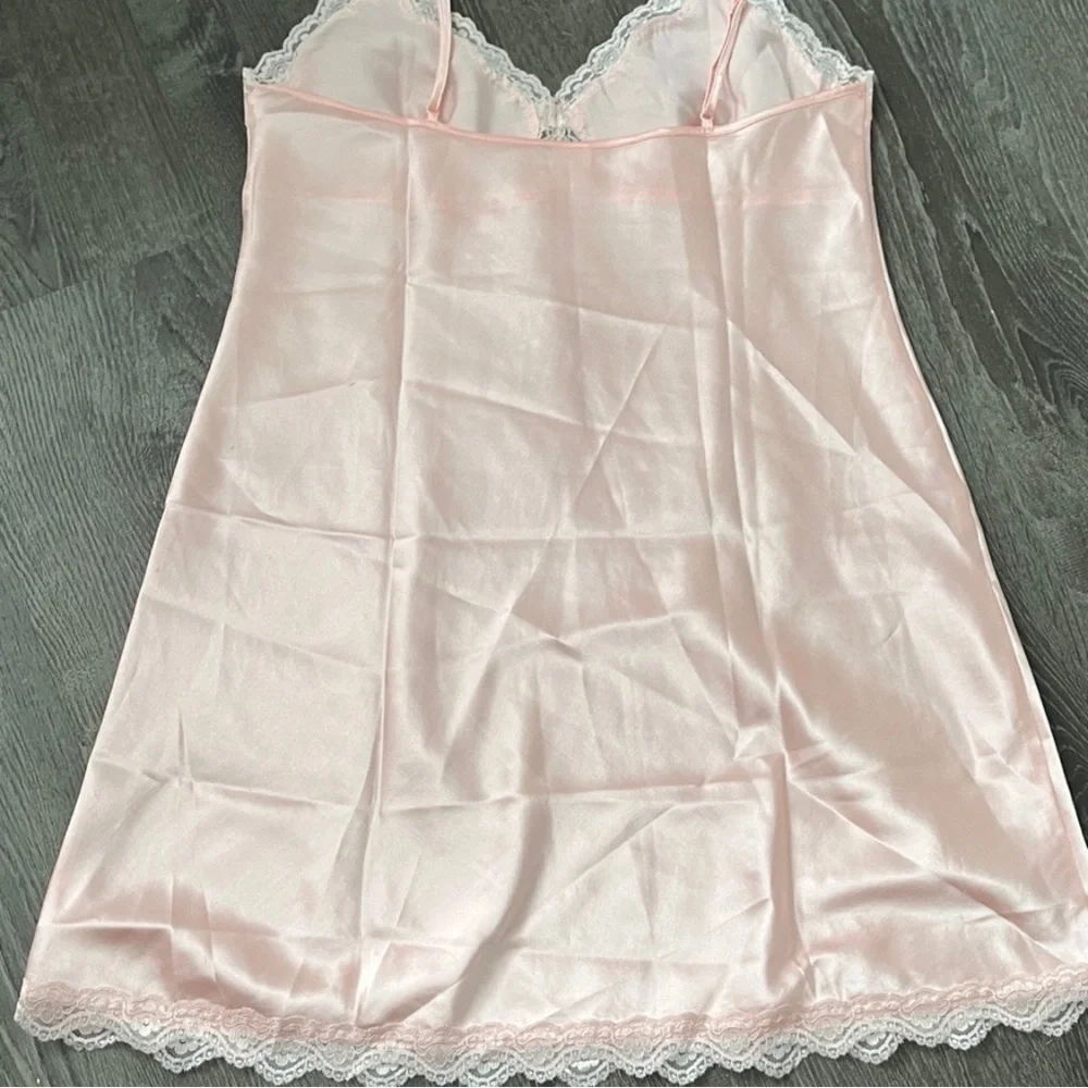 Gilligan & O’Malley Pink Satin Nightie size L